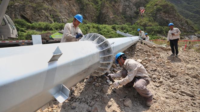 遮天蔽日！浓眉本赛季22战已送出60次盖帽 季中赛决赛数据不计数